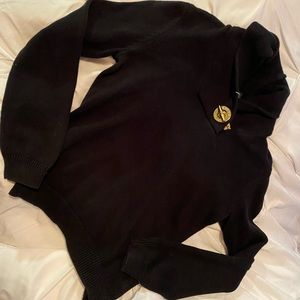 Black classic Ralph Lauren sweater. Gold rl button
